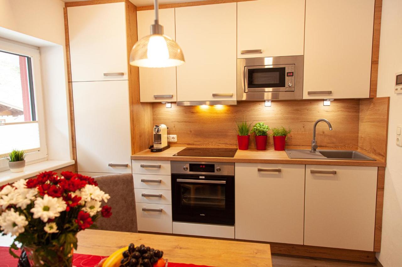 Appartement Gimpl Fusch an der Grossglocknerstrasse エクステリア 写真