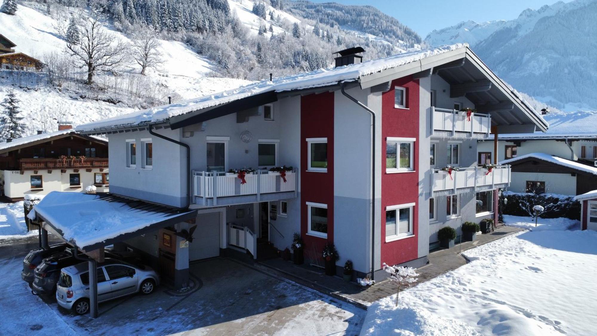 Appartement Gimpl Fusch an der Grossglocknerstrasse エクステリア 写真