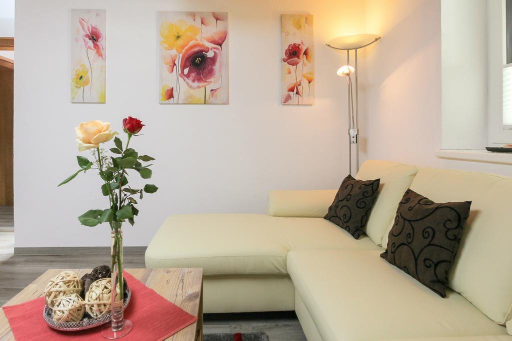 Appartement Gimpl Fusch an der Grossglocknerstrasse エクステリア 写真